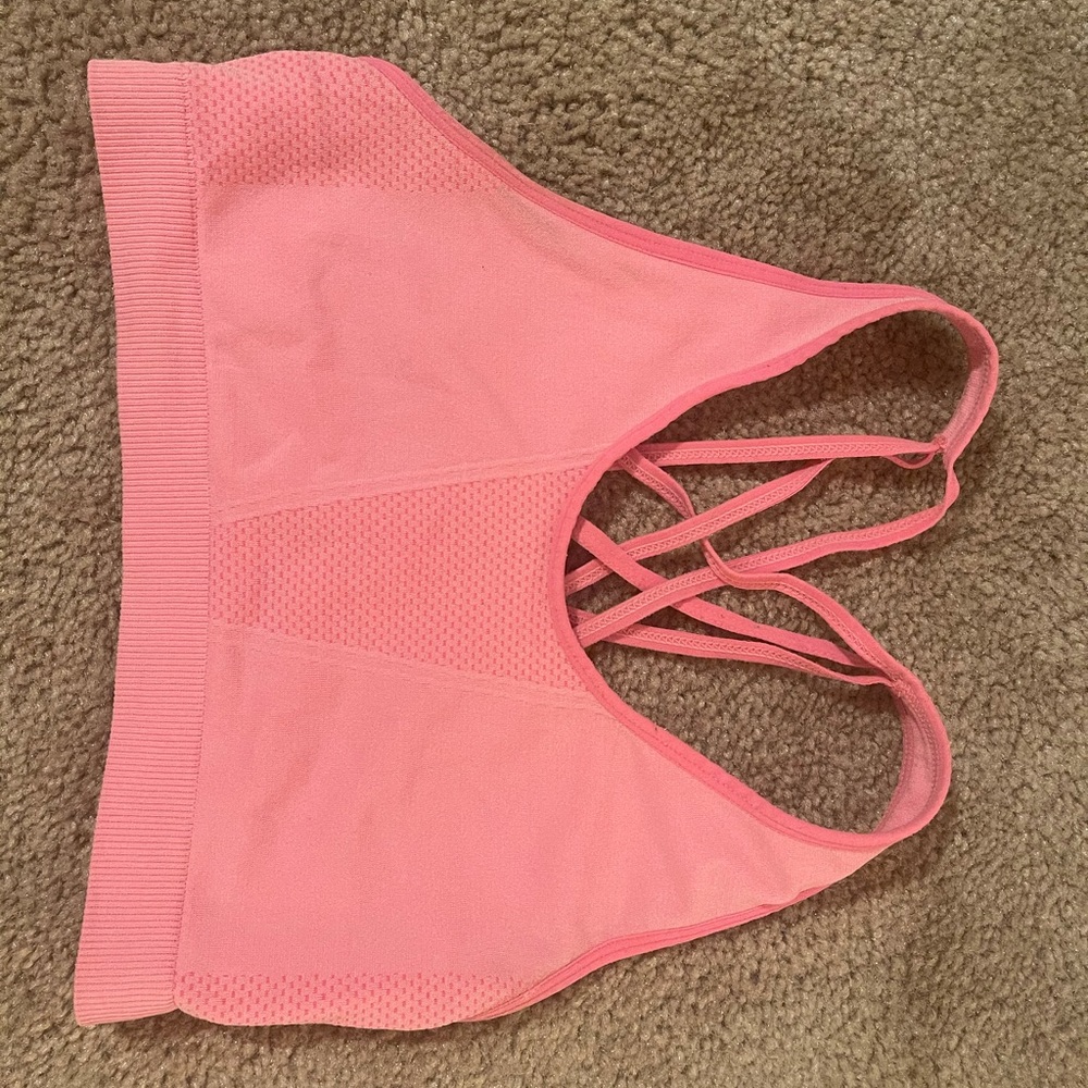 Pink Fabletics crisscrossed back sports bra